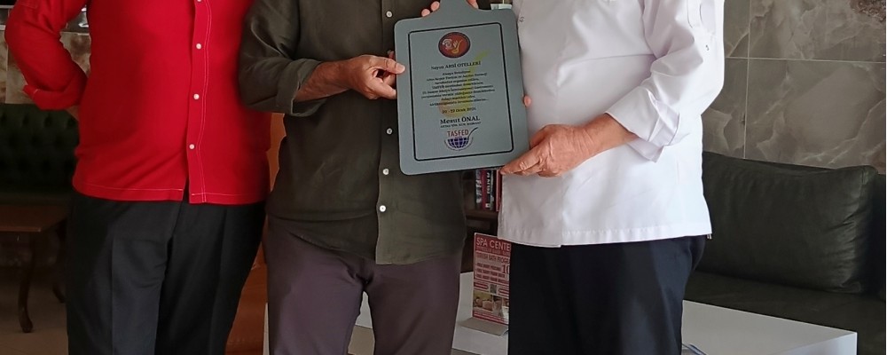 ALTIN KEPÇE TURİZM ve AŞÇILAR DERNEĞİ TEŞEKKÜR ZİYARETLERİNİ GERÇEKLEŞTİRİYOR